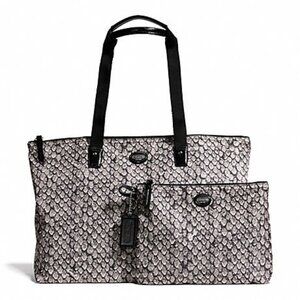 NEW Coach F77461 Getaway Snake Print Packable Weekender & Pouch Bag Set Gunmetal